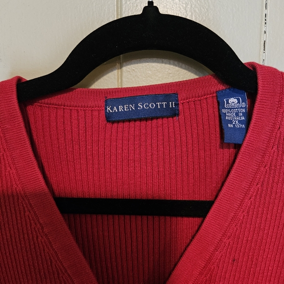 Karen Scott Red Button-Up Cardigan | Plus Size 2X | Classic Comfort & Style - Picture 2 of 3